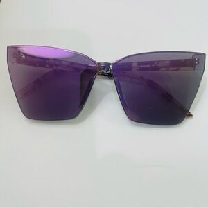 DIFF Charitable Eyewear Goldie Oversized Cat-Eye Sunglasses